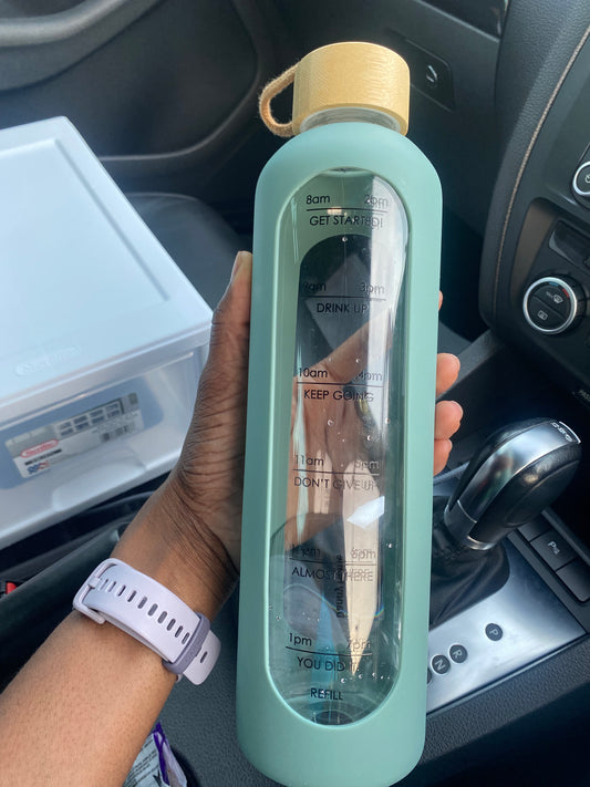 Glass Water Bottle W Silicon Sleeve 1L