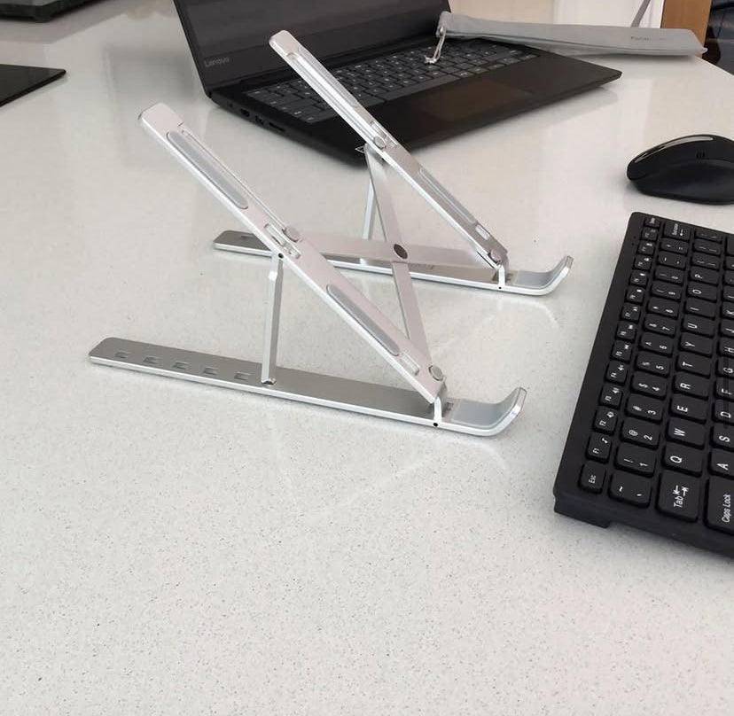 PORTABLE LAPTOP STAND